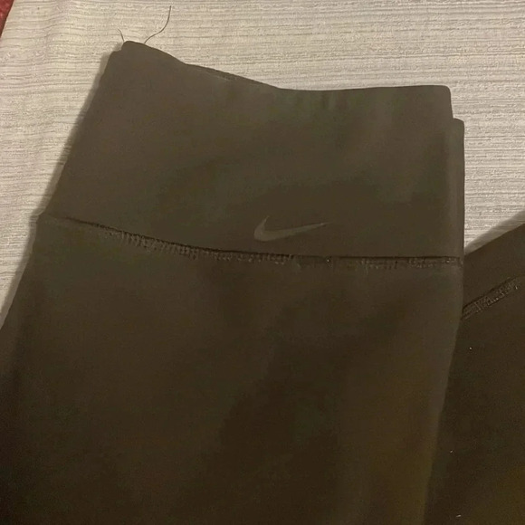 Nike Workout set - Picture 2 of 7